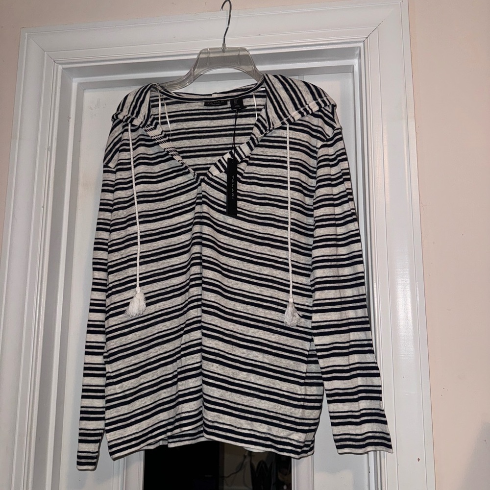 Tahari hoodie longsleeve
